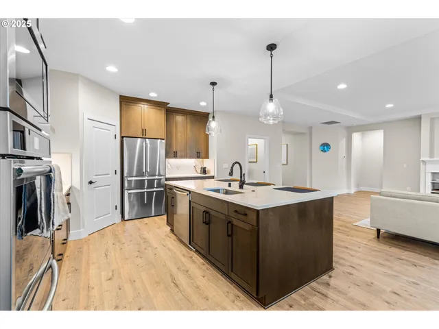 $799,000 | 8015 Northeast 172nd Avenue, Vancouver, WA 98682