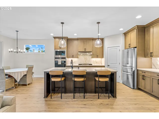 $799,000 | 8015 Northeast 172nd Avenue, Vancouver, WA 98682