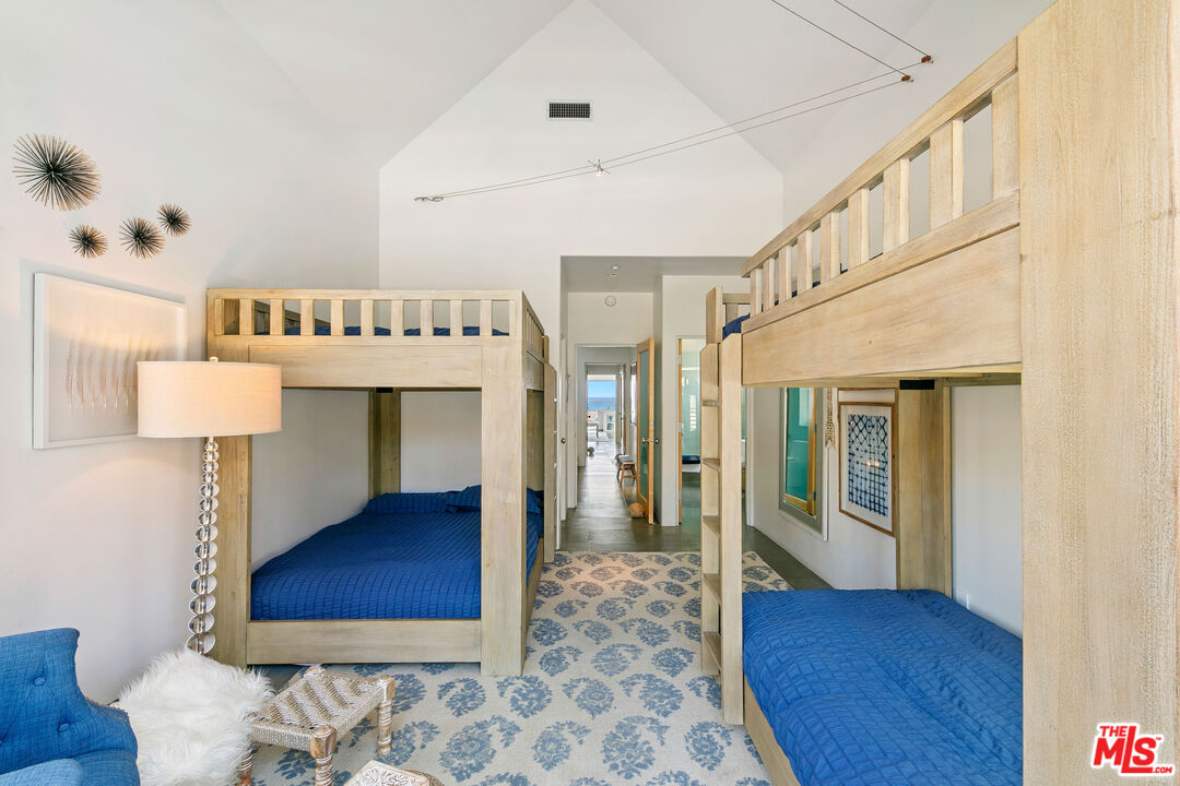 1341 Palisades Beach Road Santa Monica, CA 90401 - Photo 53 of 68