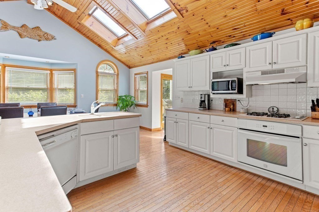 168 Wayside Road Harwich, MA 02645 - Photo 12 of 31 Gallery Image 12