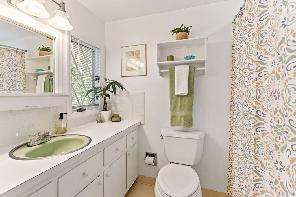 168 Wayside Road Harwich, MA 02645 - Photo 18 of 31 Gallery Image 18