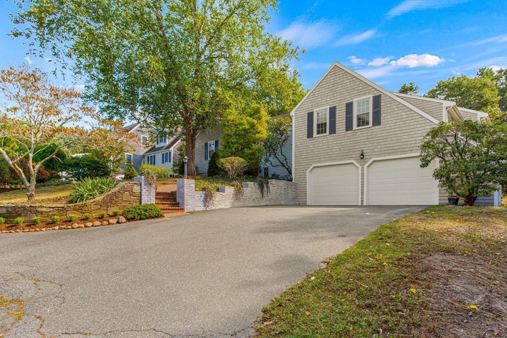 168 Wayside Road Harwich, MA 02645 - Photo 4 of 31 Gallery Image 4