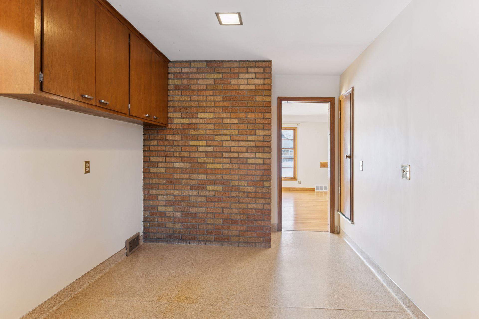 1887 Simpson Street Falcon Heights, MN 55113 - Photo 12 of 39