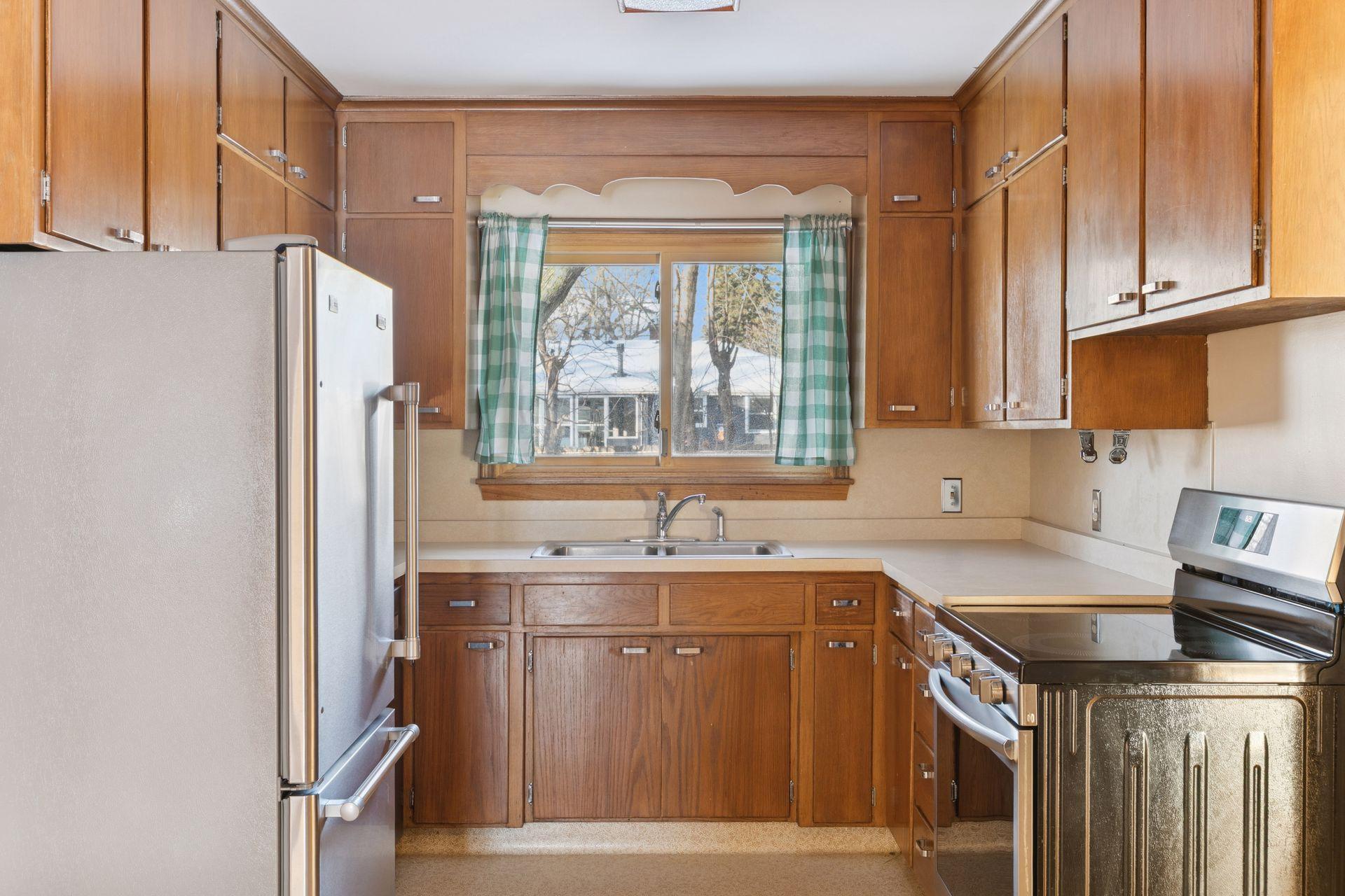 1887 Simpson Street Falcon Heights, MN 55113 - Photo 14 of 39