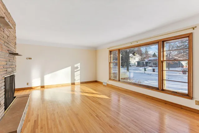 $350,000 | 1887 Simpson Street, Falcon Heights, MN 55113