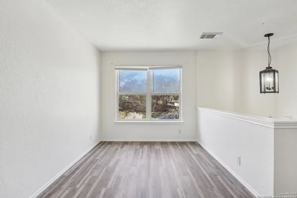 $1,695 | 16216 Ike Lane, Selma, TX 78154