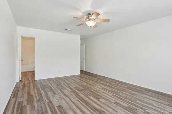 $1,695 | 16216 Ike Lane, Selma, TX 78154