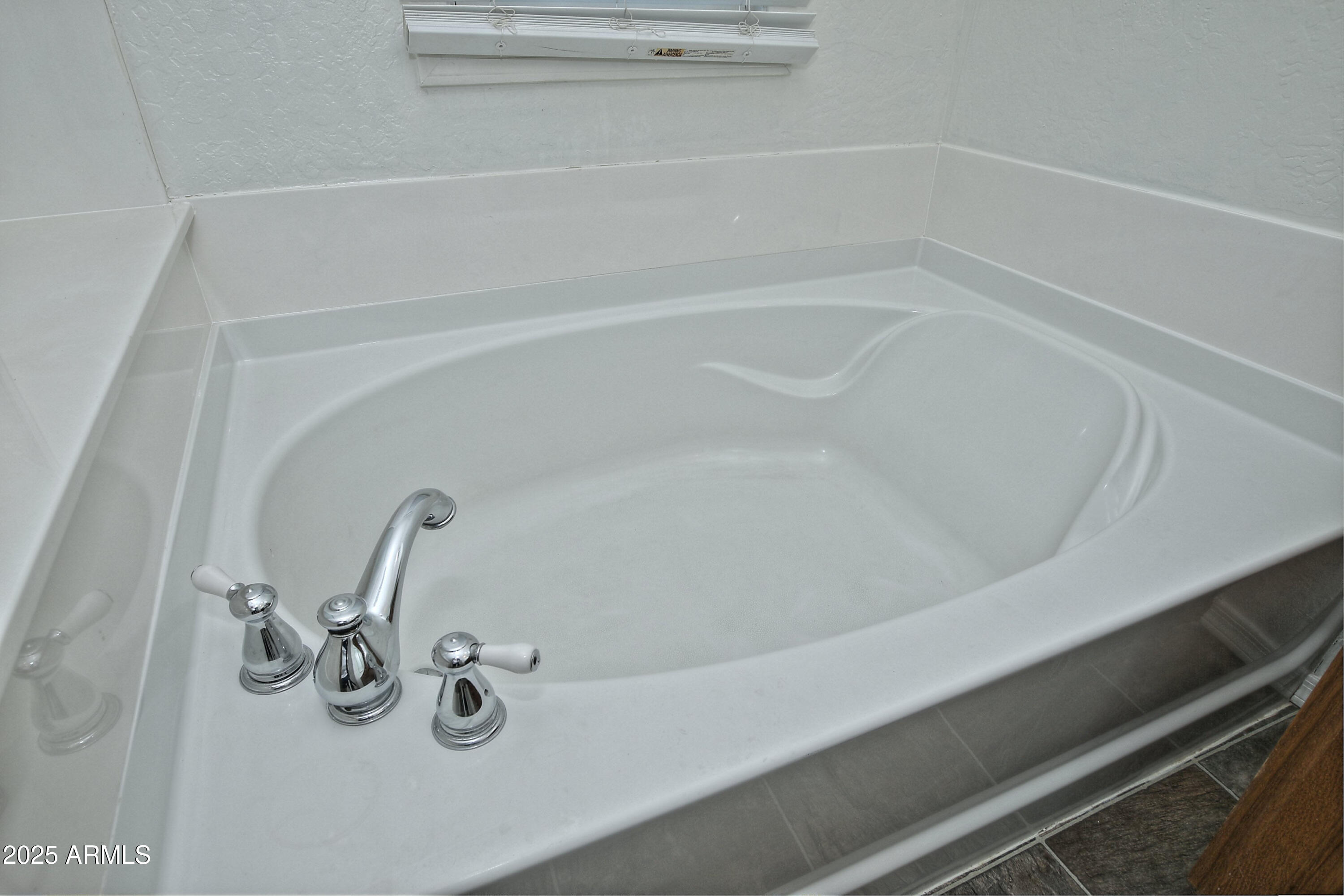 2785 South Alpine Drive Gilbert, AZ 85295 - Photo 23 of 31