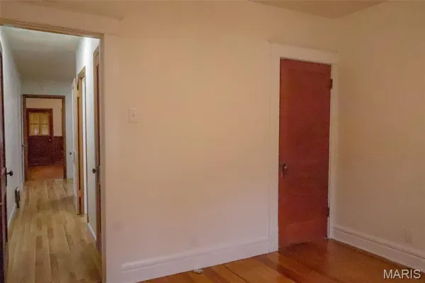 $1,600 | 6418 Hoffman Avenue, St. Louis, MO 63139