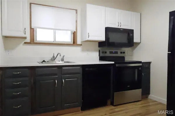 $1,600 | 6418 Hoffman Avenue, St. Louis, MO 63139