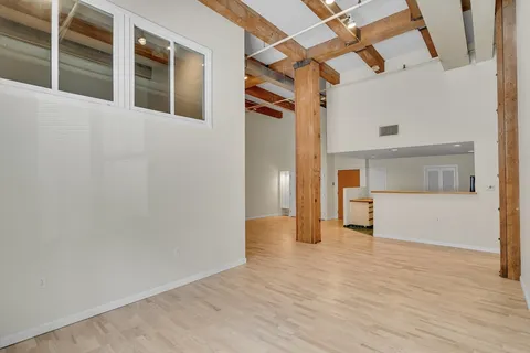 $1,250,000 | 15 Sleeper Street, Unit 104, Boston, MA 02210