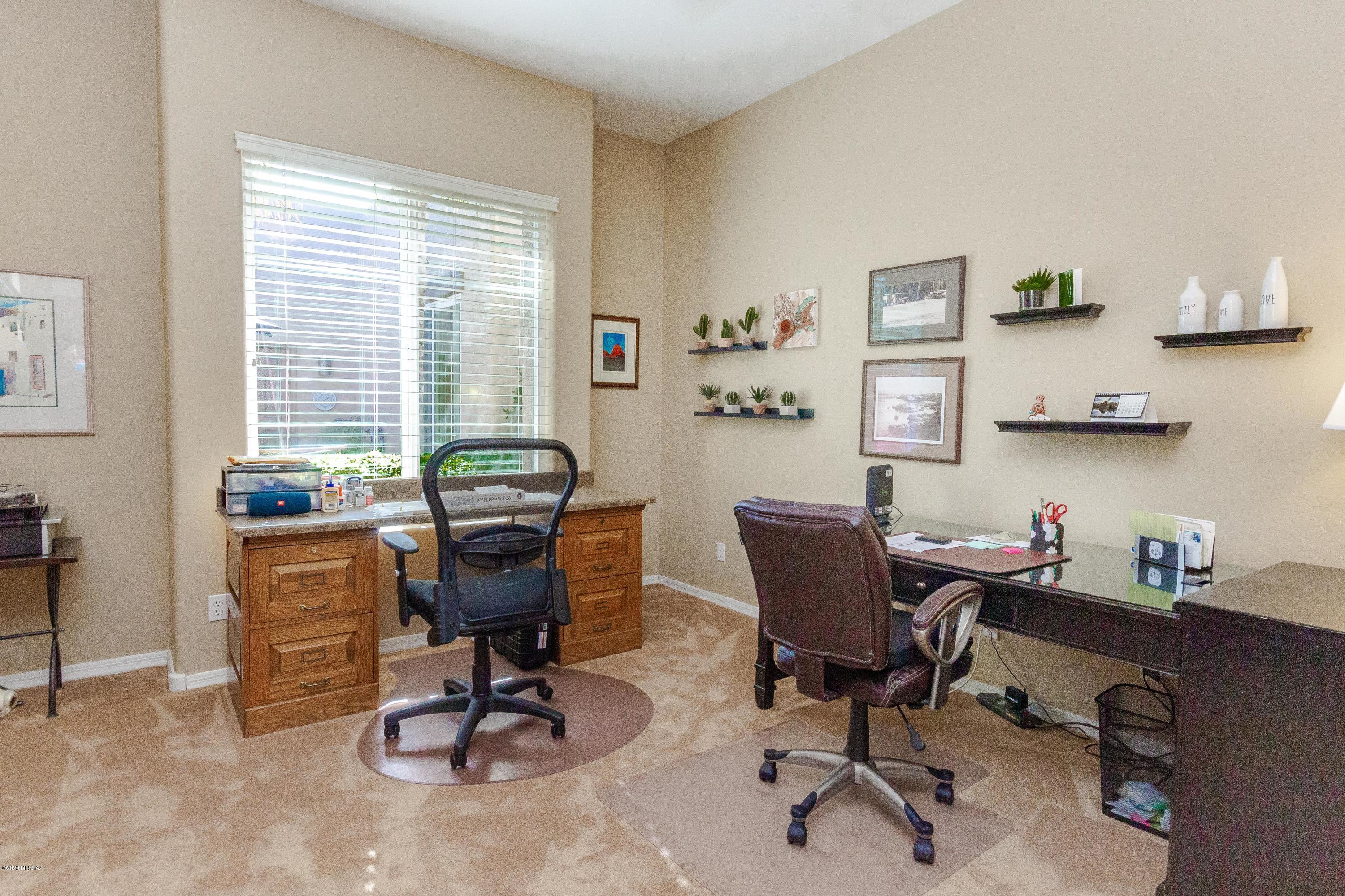 12707 North Piping Rock Road Oro Valley, AZ 85755 - Photo 11 of 50
