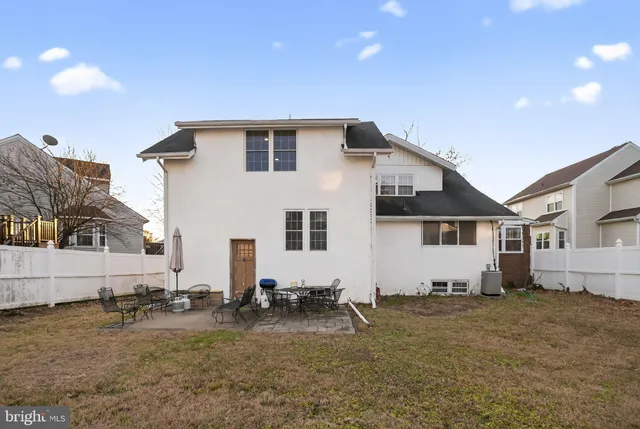 $499,000 | 720 Kedron Avenue, Morton, PA 19070