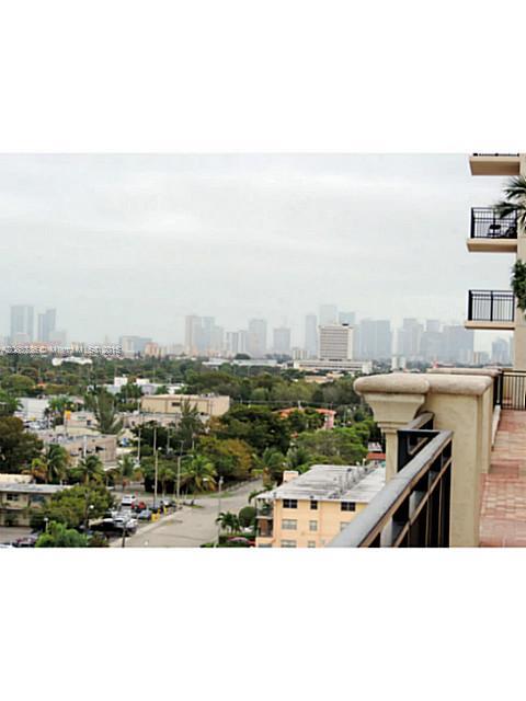 888 Douglas Road, Unit 1016 Coral Gables, FL 33134 - Photo 31 of 34 an aerial view of a city