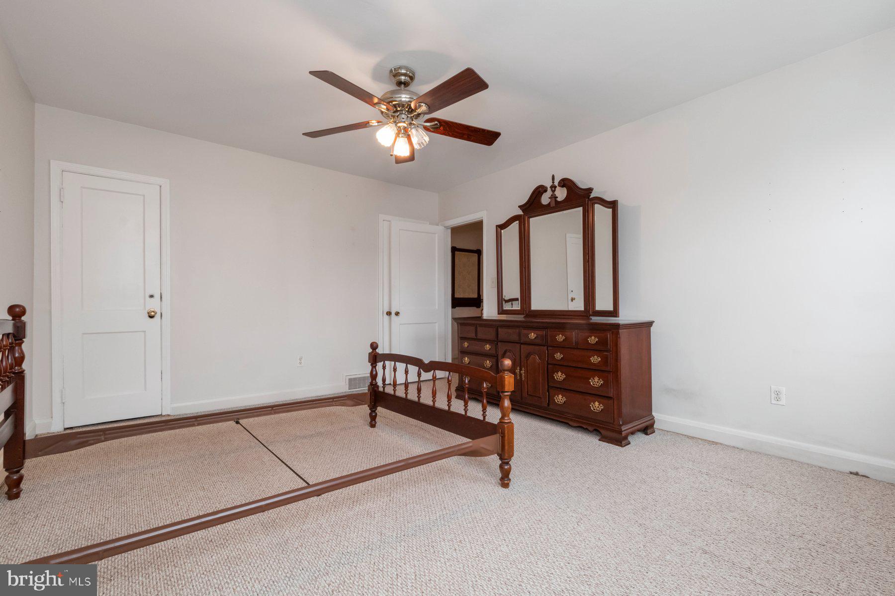 8125 Pleasant Plains Road Baltimore, MD 21286 - Photo 13 of 23 Gallery Image 13