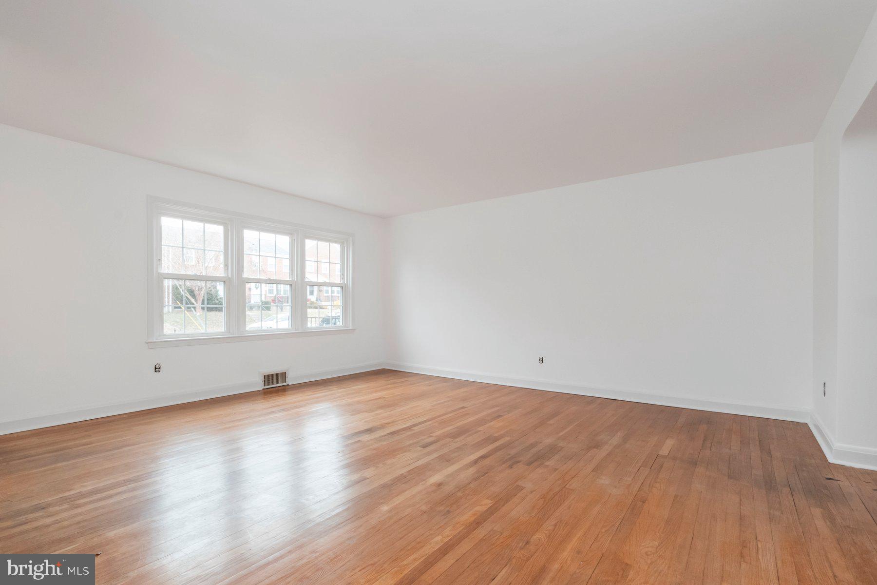 8125 Pleasant Plains Road Baltimore, MD 21286 - Photo 4 of 23 Gallery Image 4