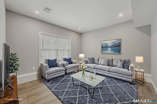 $585,000 | 1462 Voluntown Road, Griswold, CT 06351