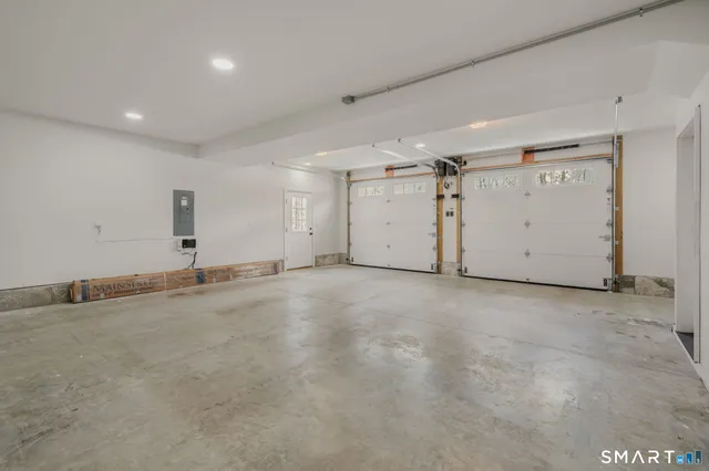 $585,000 | 1462 Voluntown Road, Griswold, CT 06351