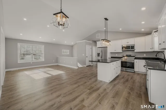 $585,000 | 1462 Voluntown Road, Griswold, CT 06351