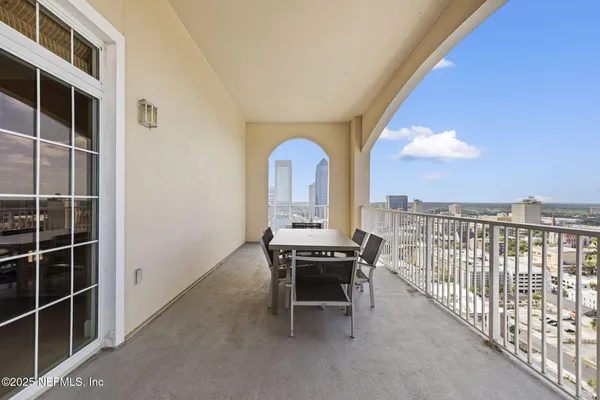$995,000 | 400 East Bay Street, Unit PH8, Jacksonville, FL 32202