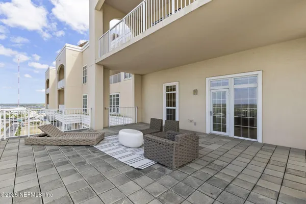 $995,000 | 400 East Bay Street, Unit PH8, Jacksonville, FL 32202