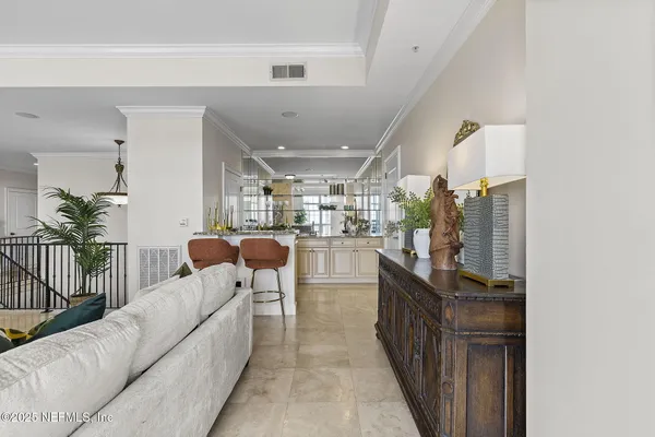 $995,000 | 400 East Bay Street, Unit PH8, Jacksonville, FL 32202