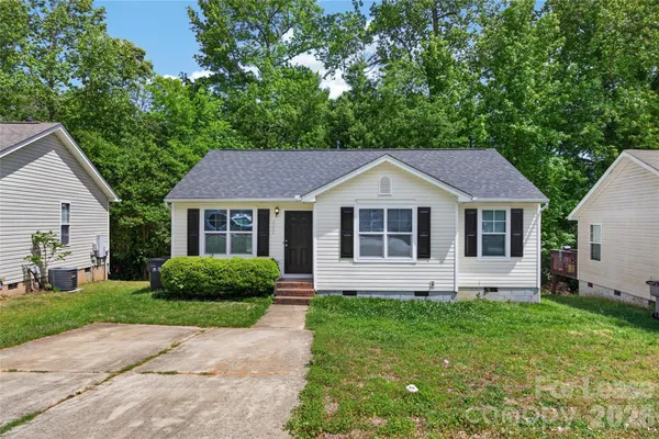 $1,995 | 2332 Eargle Road, Charlotte, NC 28269