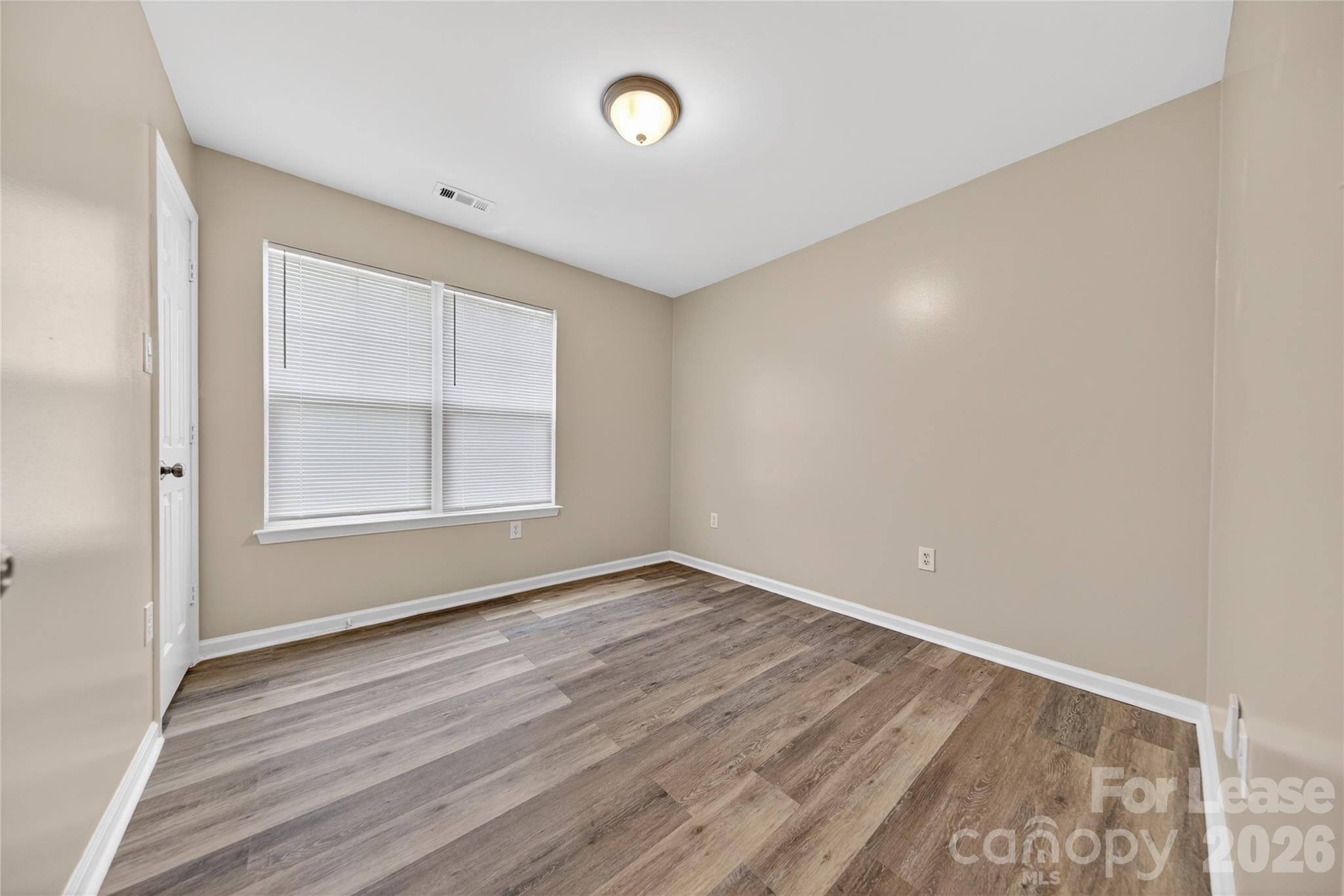 2332 Eargle Road Charlotte, NC 28269 - Photo 14 of 17