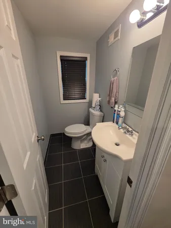 $369,995 | 238 Chelsea Avenue, Glenside, PA 19038