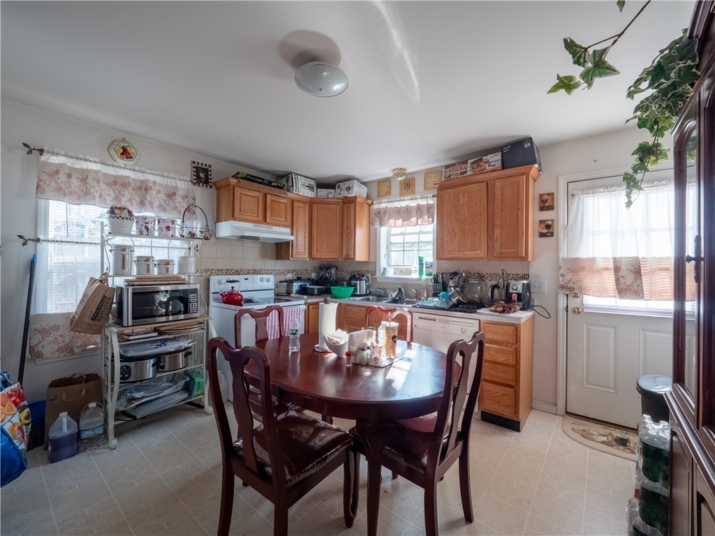 38 Brook Street Central Falls, RI 02863 - Photo 5 of 30