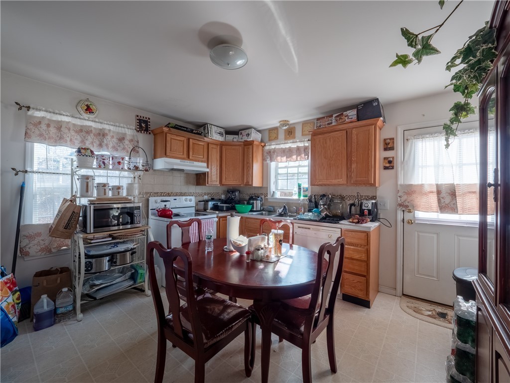 38 Brook Street Central Falls, RI 02863 - Photo 6 of 30