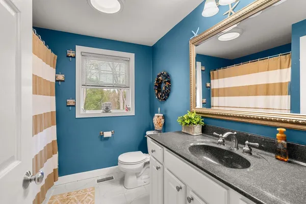 $775,000 | 7 Samantha Avenue, Raymond, NH 03077