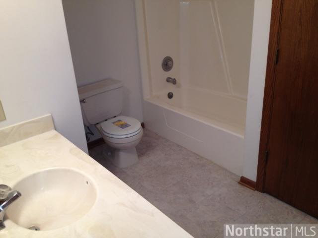 742 County Rd F West, Unit H Shoreview, MN 55126 - Photo 8 of 8