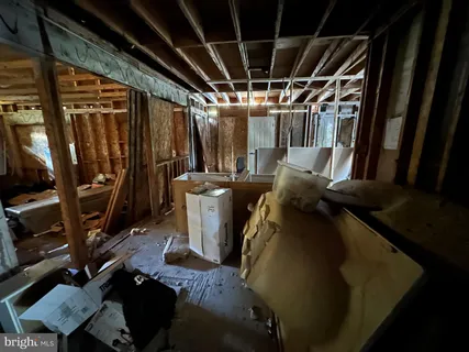 $285,000 | 441 North Carolina Avenue, Pasadena, MD 21122