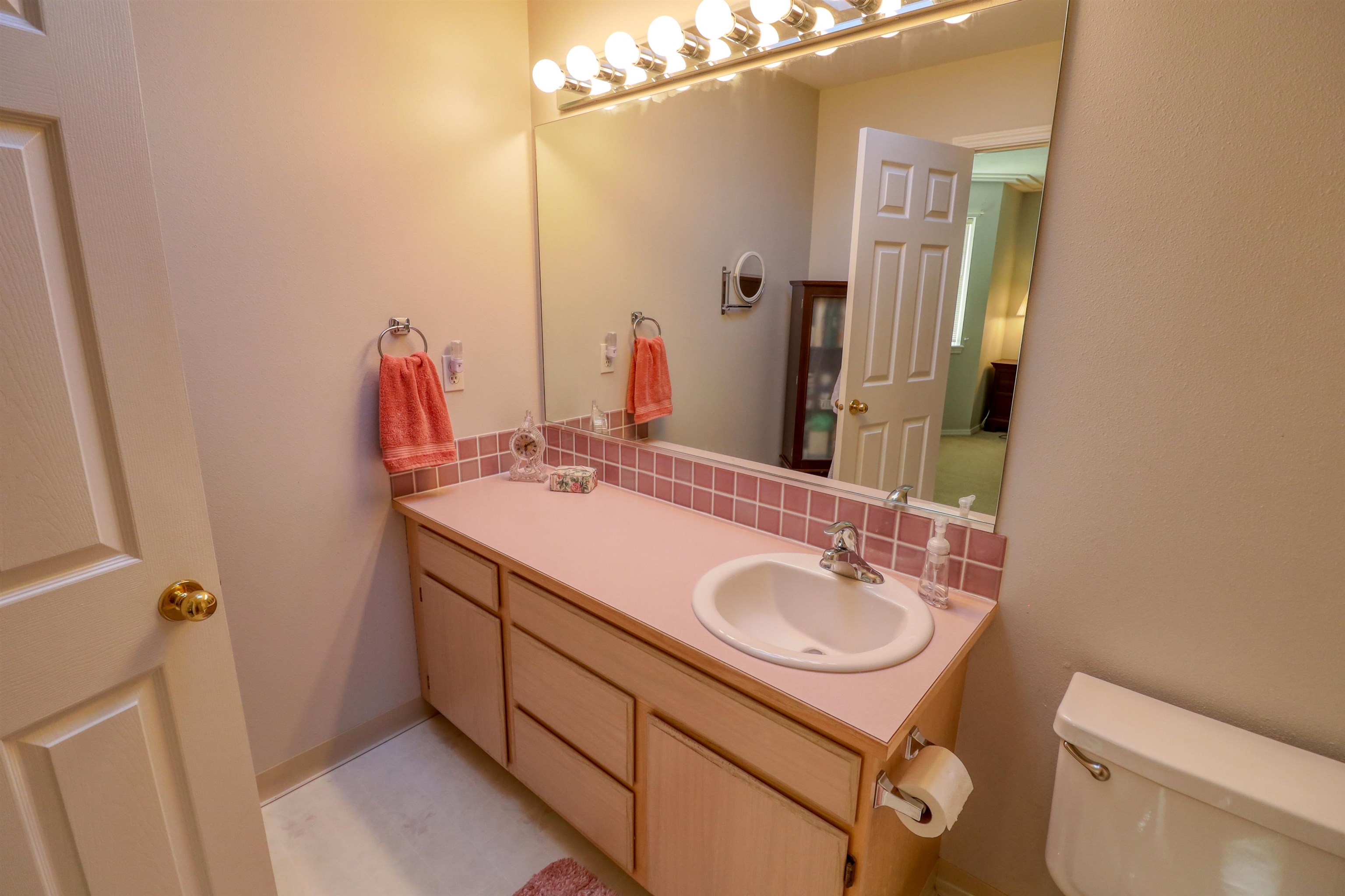 15323 Gleneden Spokane, WA 99208 - Photo 17 of 27