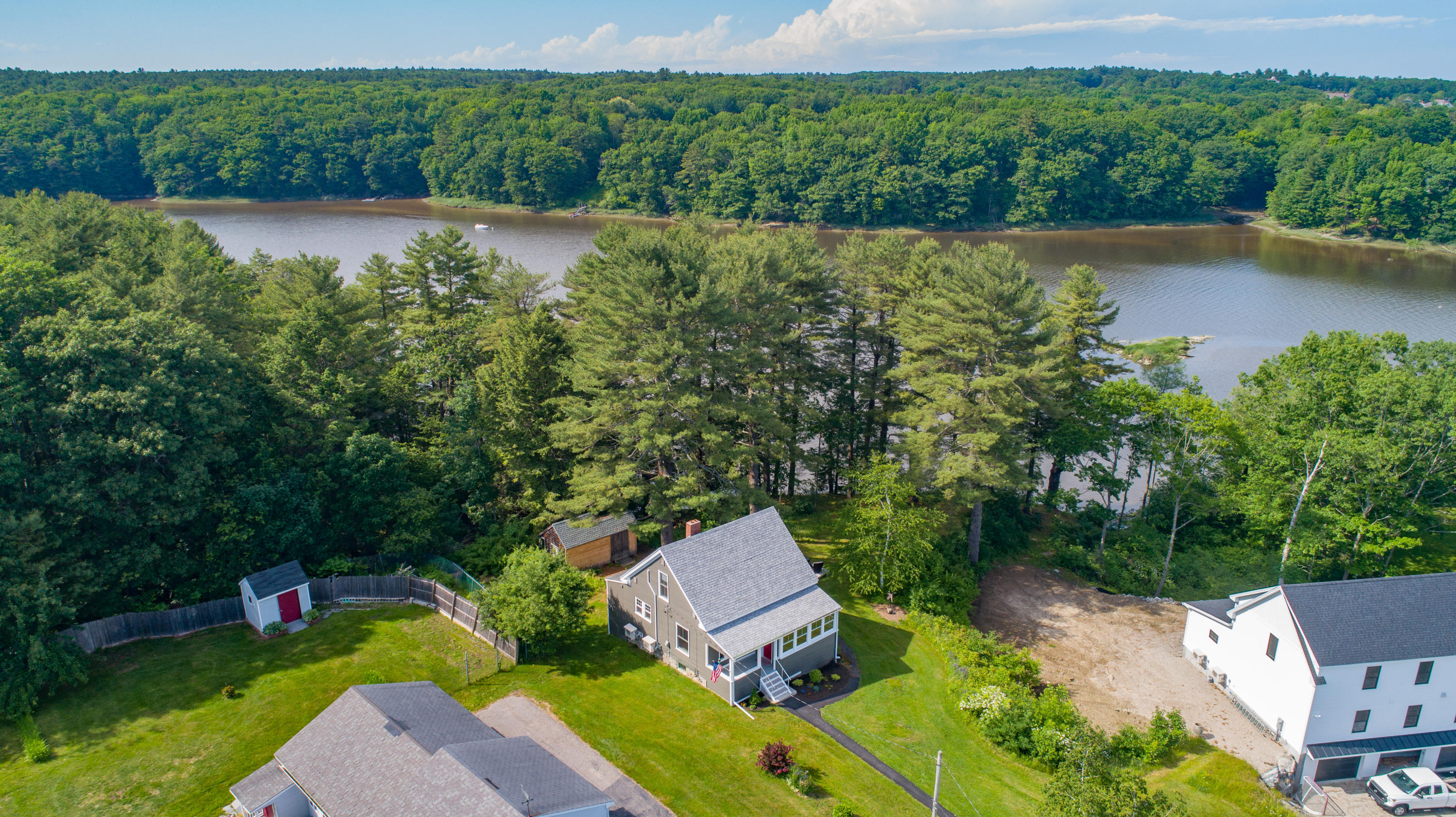 106 Middle Road Falmouth, ME 04105 - Photo 2 of 30 106 Middle Rd