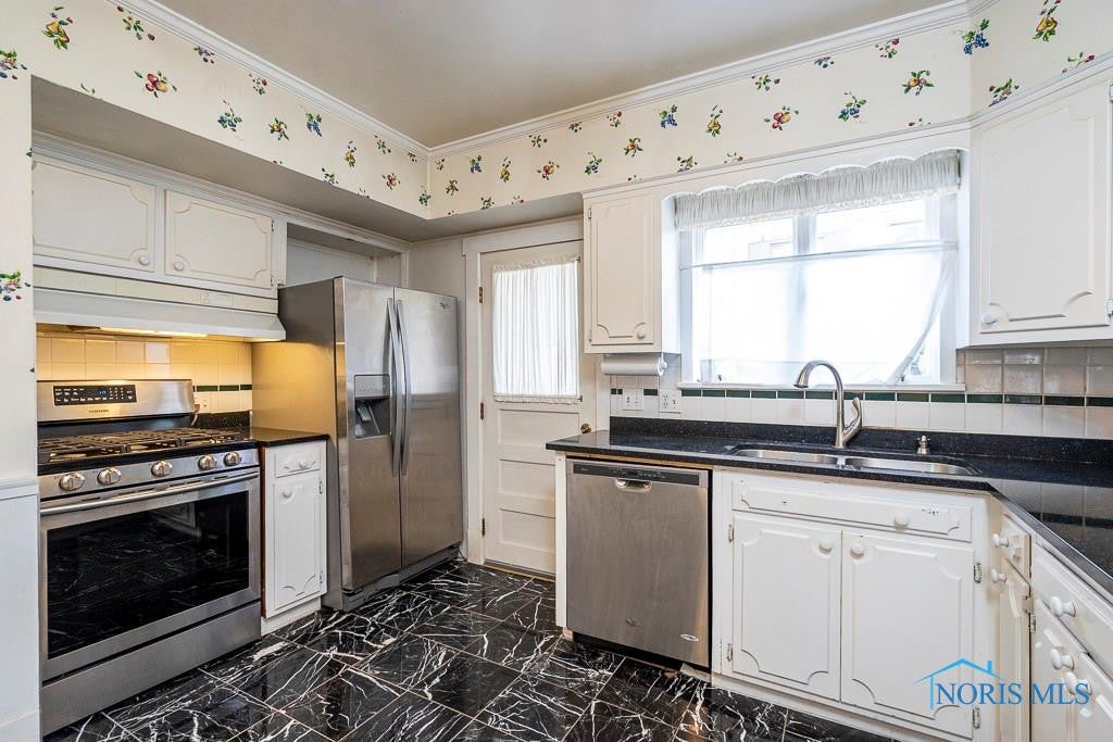 3428 Indian Road Toledo, OH 43606 - Photo 12 of 32 Gallery Image 12