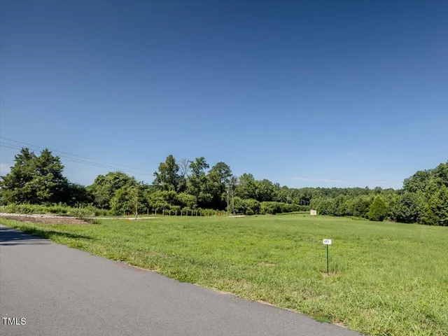 a view of a bathroom