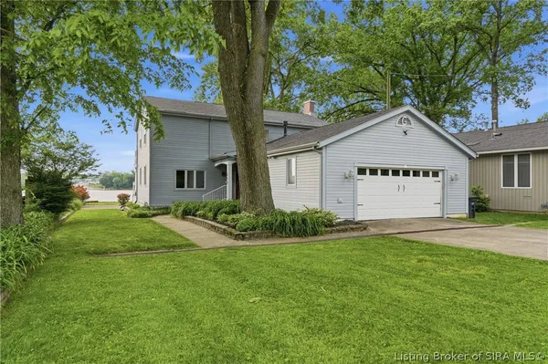 $490,000 | 34 Arctic Springs Road, Jeffersonville, IN 47130