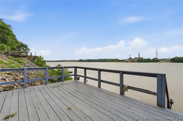 $490,000 | 34 Arctic Springs Road, Jeffersonville, IN 47130