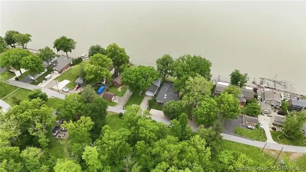 $490,000 | 34 Arctic Springs Road, Jeffersonville, IN 47130