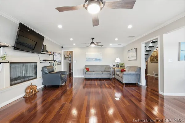 $490,000 | 34 Arctic Springs Road, Jeffersonville, IN 47130