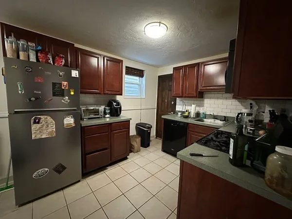 $3,100 | 167 K Street, Unit 1, Boston, MA 02127