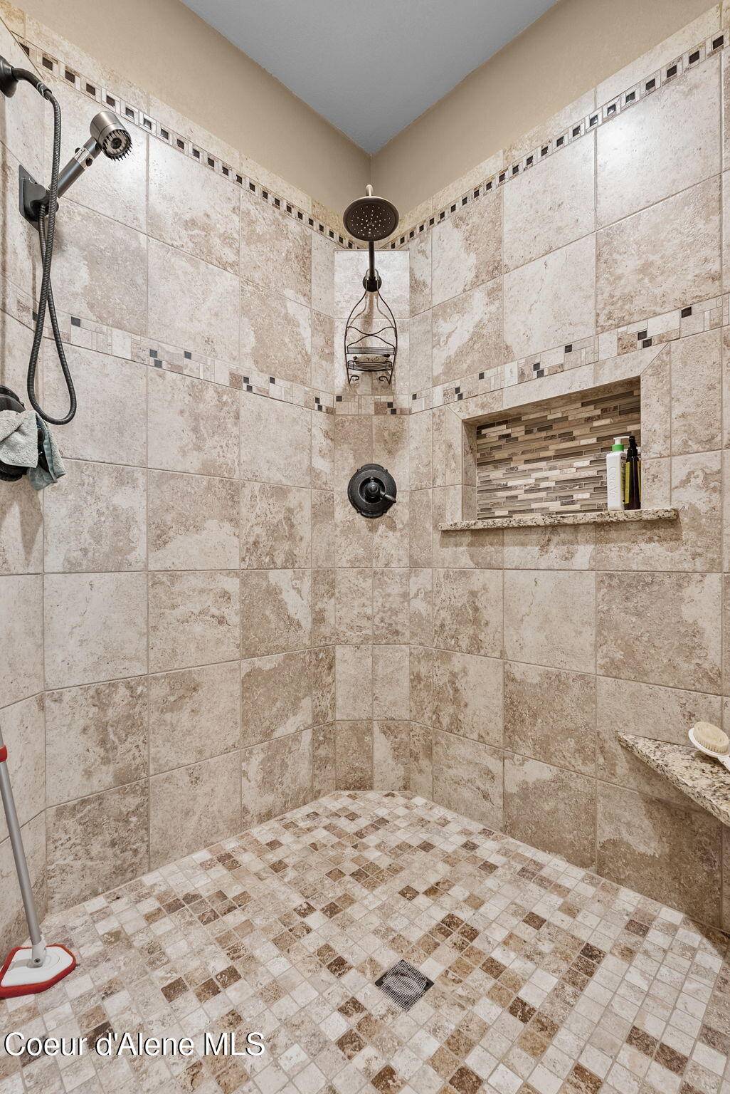 5282 West McLean Road Coeur D'Alene, ID 83814 - Photo 22 of 43 40-web-or-mls-DSC03909