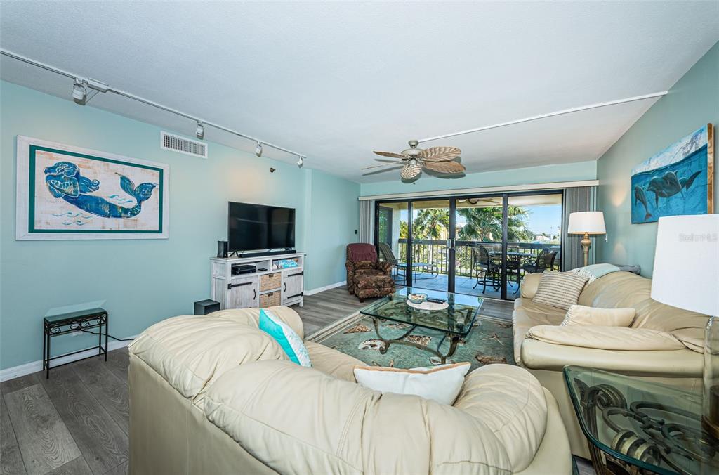 401 150th Avenue, Unit 245 Madeira Beach, FL 33708 - Photo 17 of 60