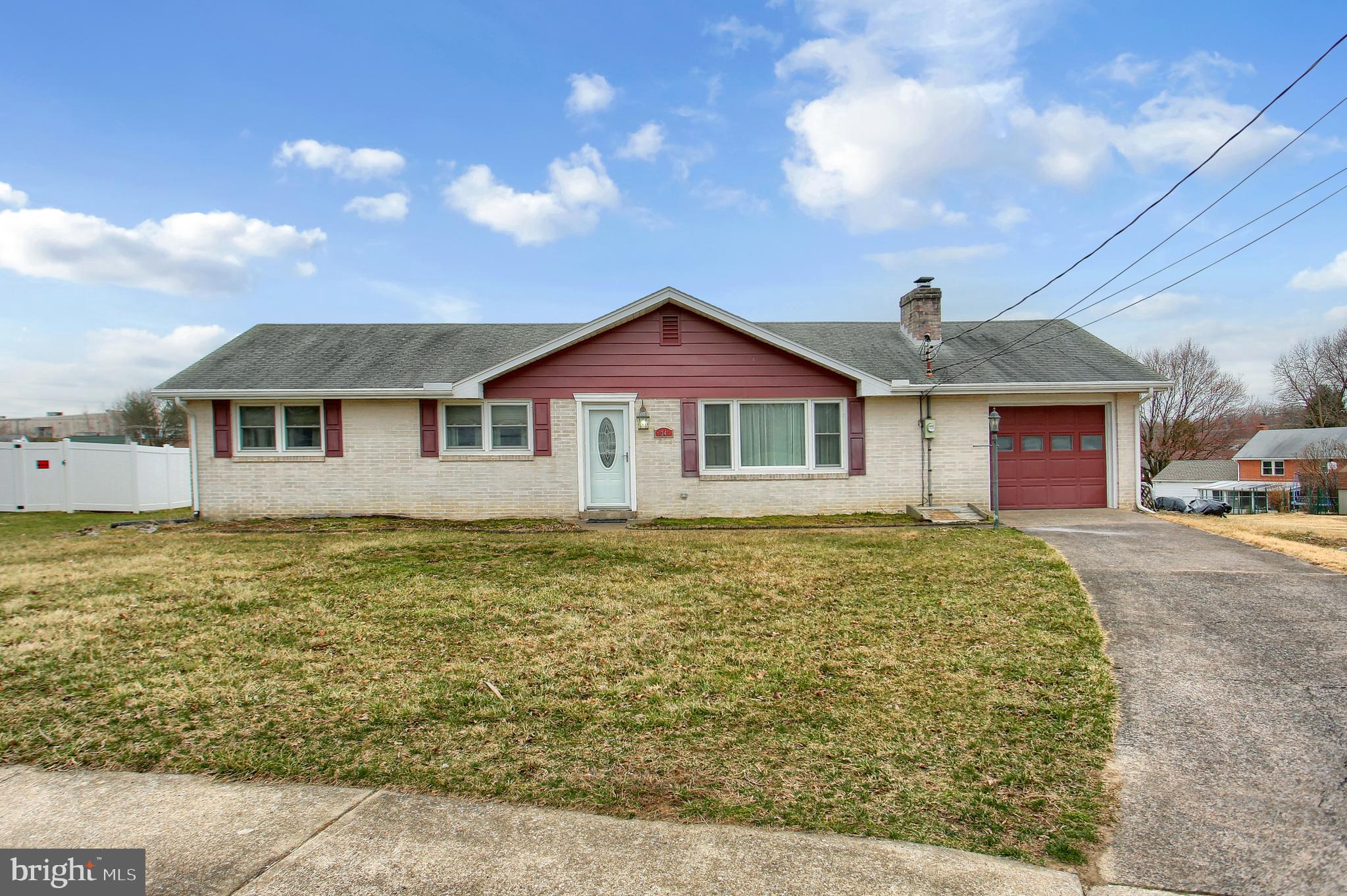 34 Suffolk Road Harrisburg, PA 17112 - Photo 1 of 24 Gallery Image 1