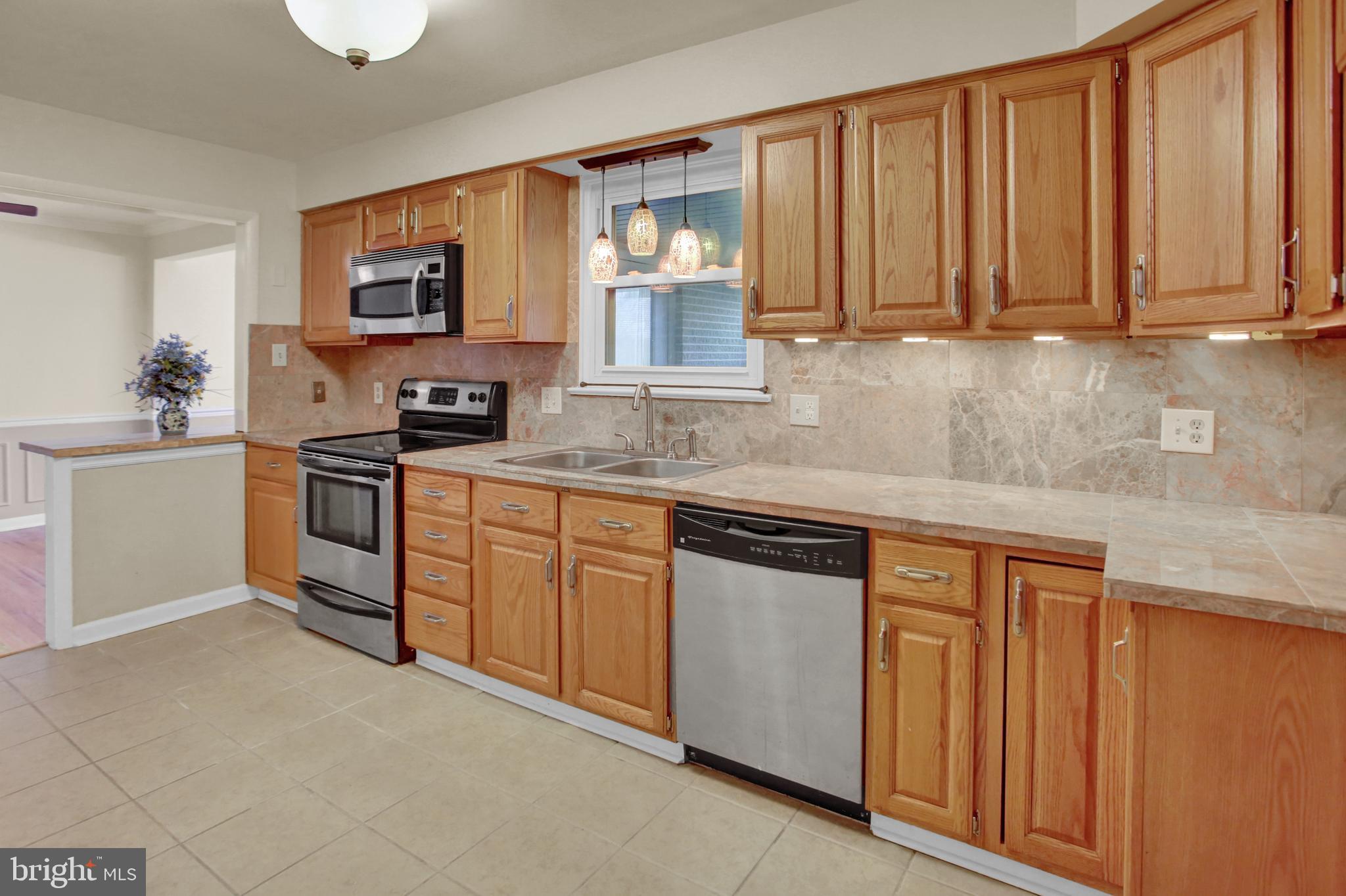 34 Suffolk Road Harrisburg, PA 17112 - Photo 6 of 24 Gallery Image 6