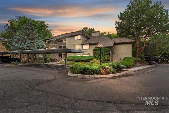 $314,500 | 3757 South Gekeler Lane, Unit 188, Boise, ID 83706