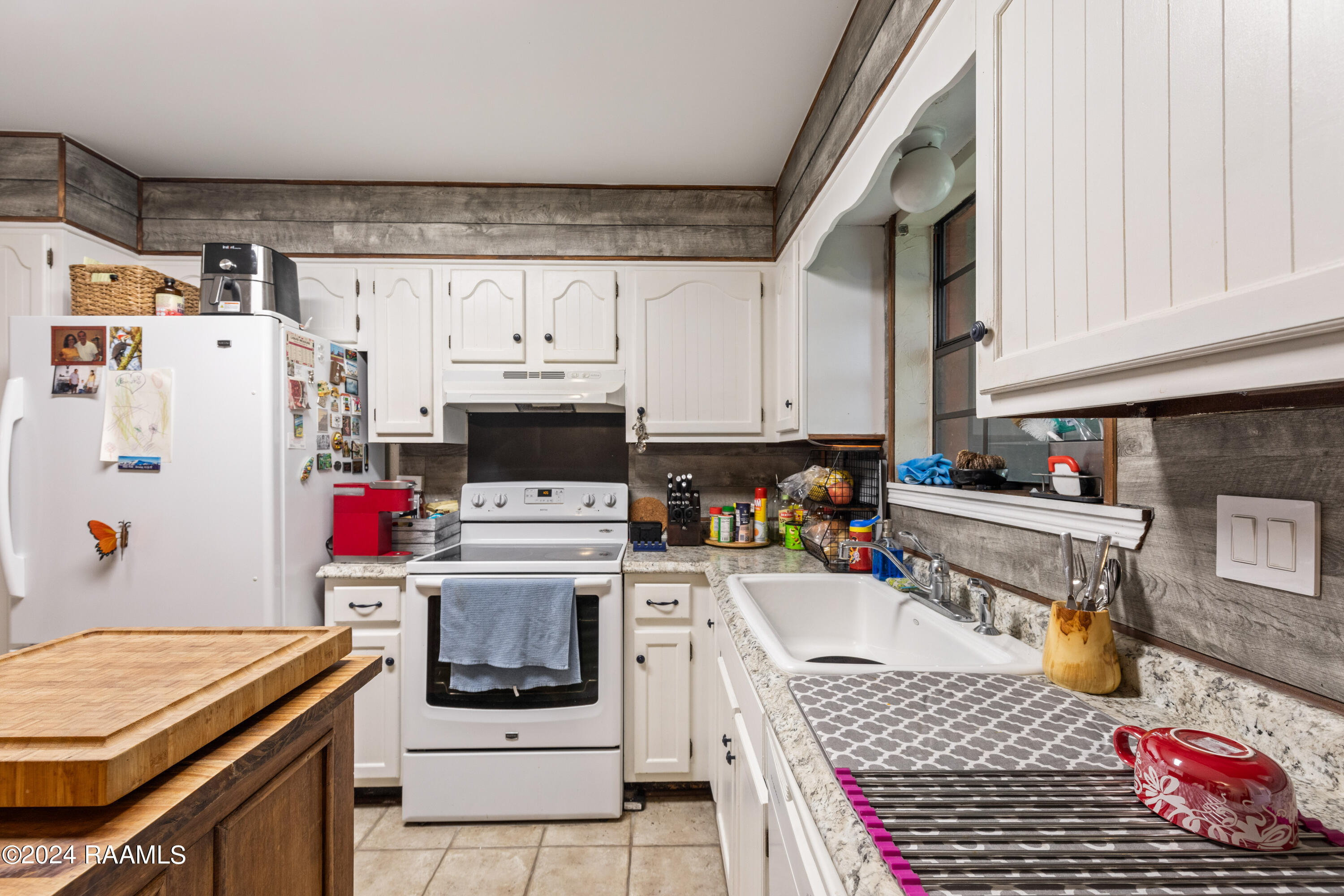 2345 Robley Drive Lafayette, LA 70503 - Photo 12 of 31 2345RobleyINT-19