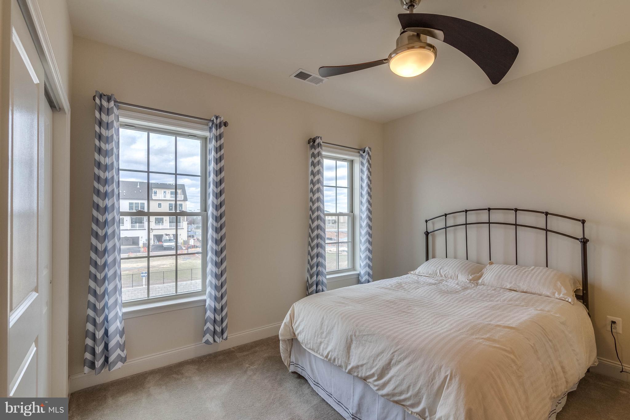 22563 Windsor Locks Square Ashburn, VA 20148 - Photo 21 of 30 Not your typical sized townhouse bedrooms